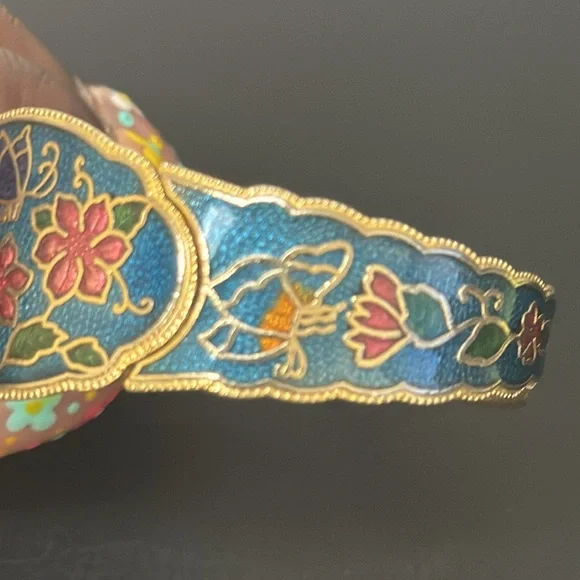 🛑🛑Sold- Vintage Cloisonné Floral Butterfly Hinge Bracelet - Picture 15 of 15